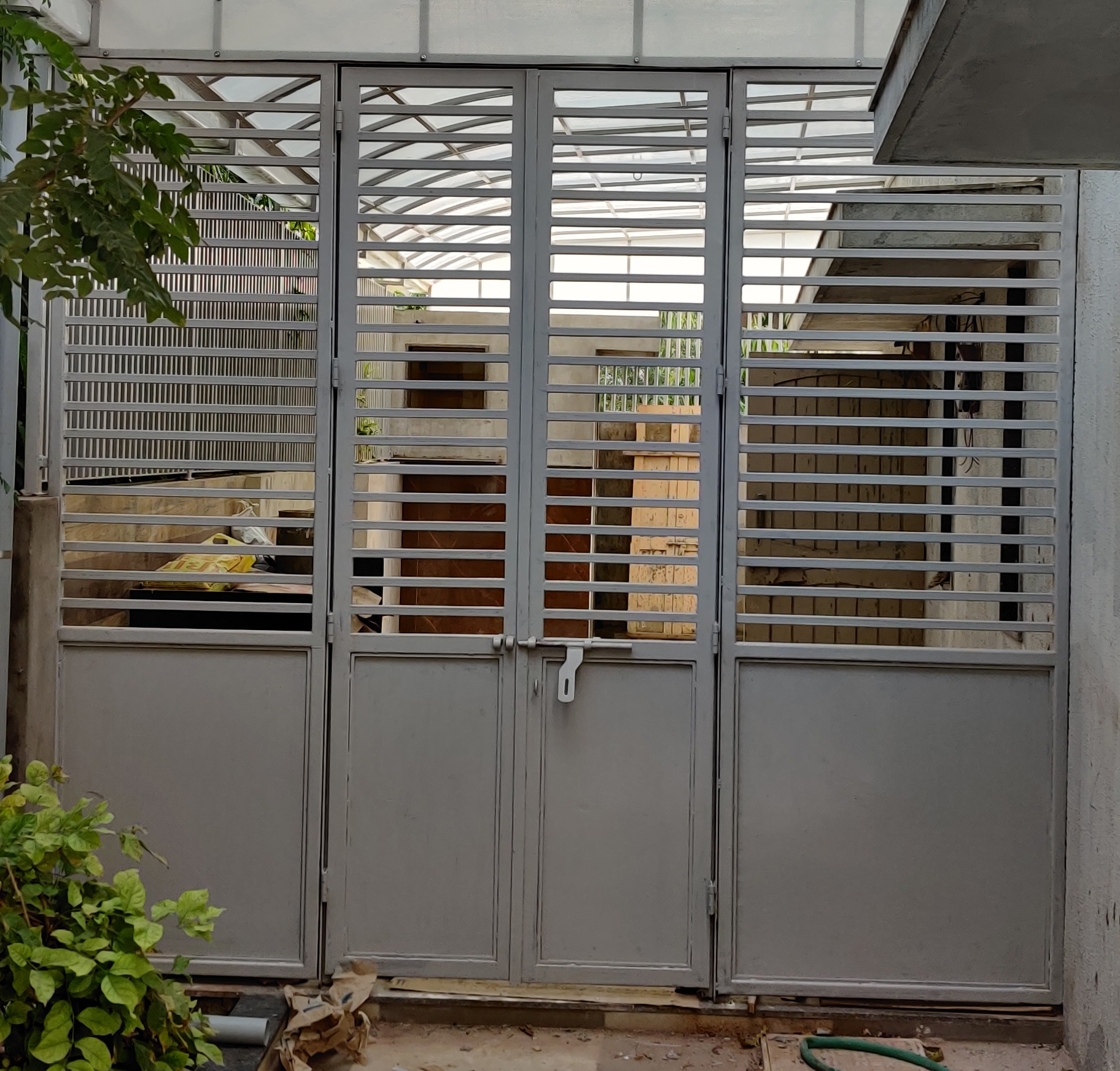 Gate With Acp Sheet